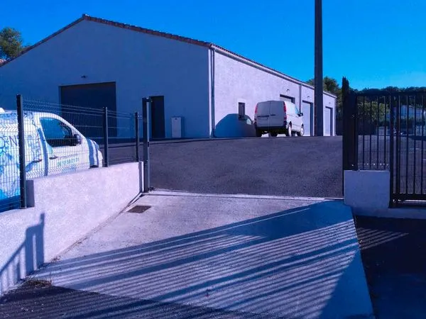 Dépôt local pro