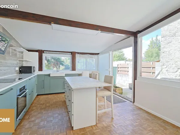 Maison 6 pièces 200 m²