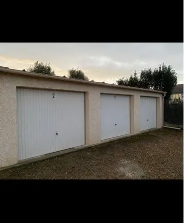 Box garage
