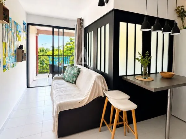 Studio 1 pièce 30 m²