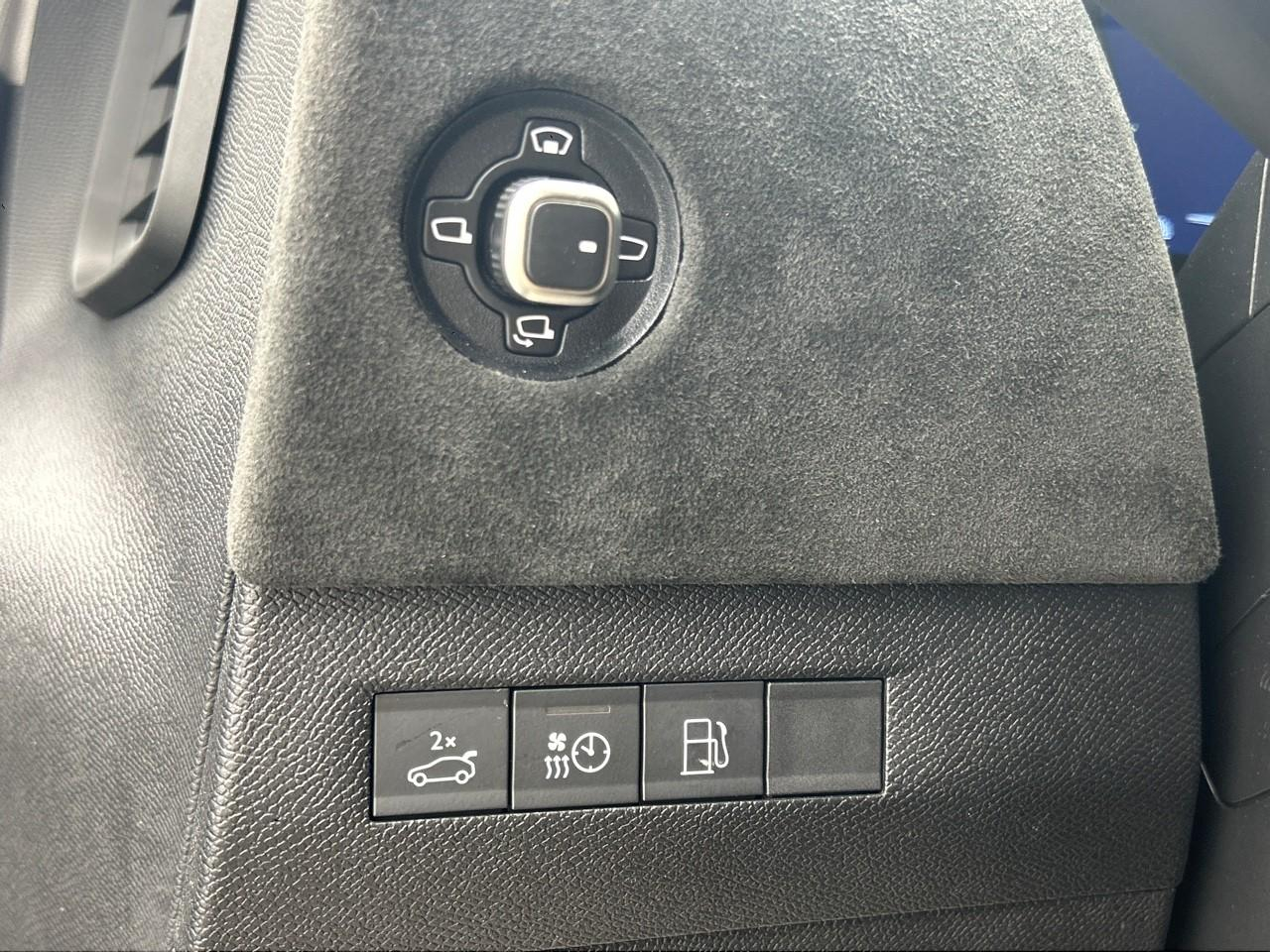 Ds Ds 4 hybride e-tense 225 eat8 performance line — photo 27