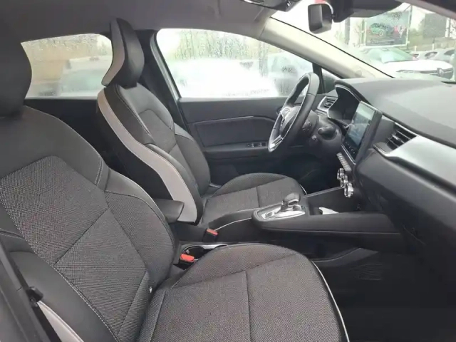 Renault Captur tce 140 edc - 21 — photo 29