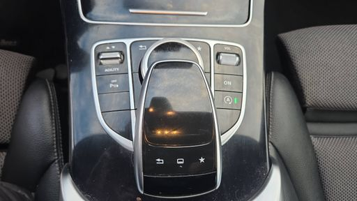 Mercedes Classe C 180 156 7G-Tronic - Sensation – 2015 – 119000 km – Essence – Boîte Automatique — photo 2