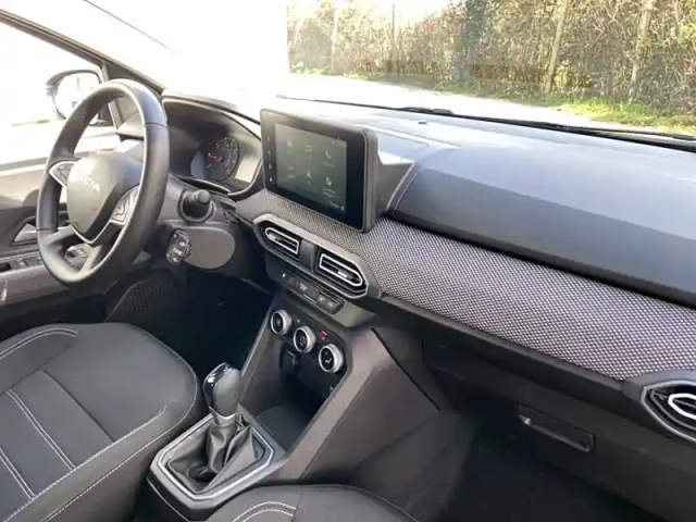Dacia Sandero tce 90 auto — photo 18