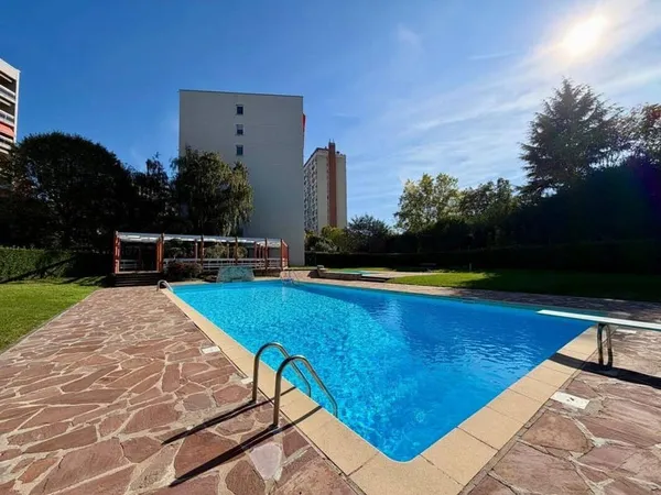 Appartement 6 pièces 142 m²