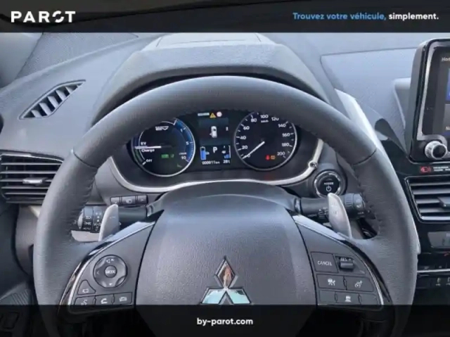 Mitsubishi Eclipse 2.4 mivec phev 188ch instyle 4wd — photo 7