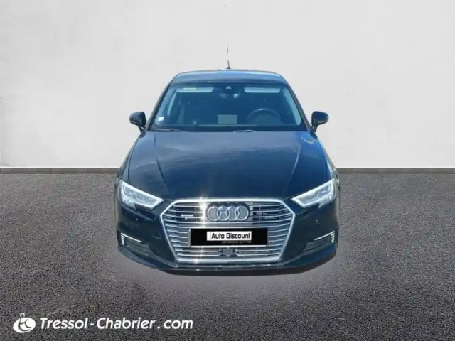 Audi A3 sportback 1.4 tfsi e-tron 204 s tronic 6 design — photo 9