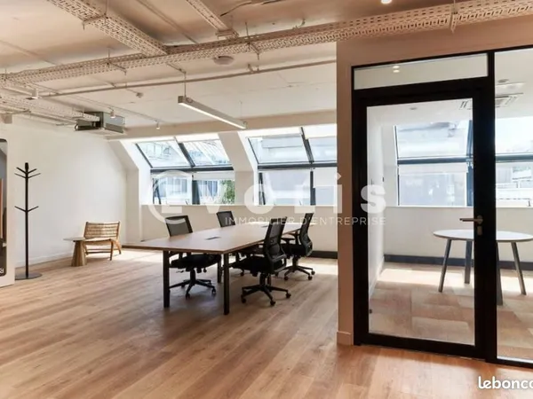 Bureau 95 m²