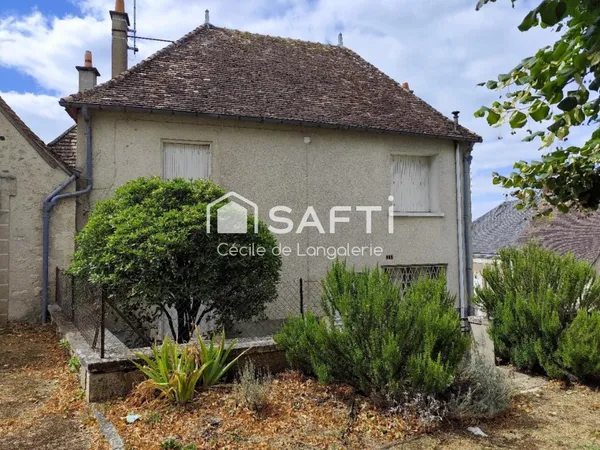 MAISON DE VILLAGE - CALME - PARKING -