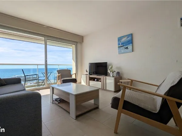 Appartement t2 face mer