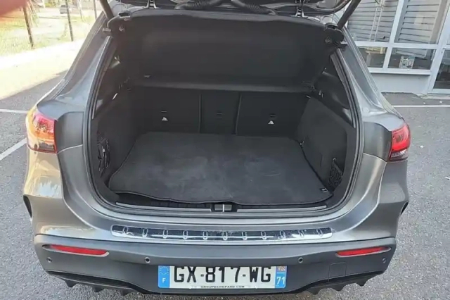 Mercedes Eqa 250+ — photo 9