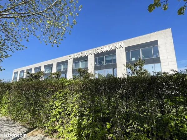 Bureaux 57 m² LIEUSAINT