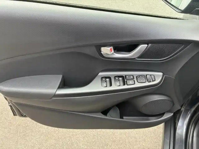 Hyundai Kona electric 39kwh - 136ch intuitive — photo 6