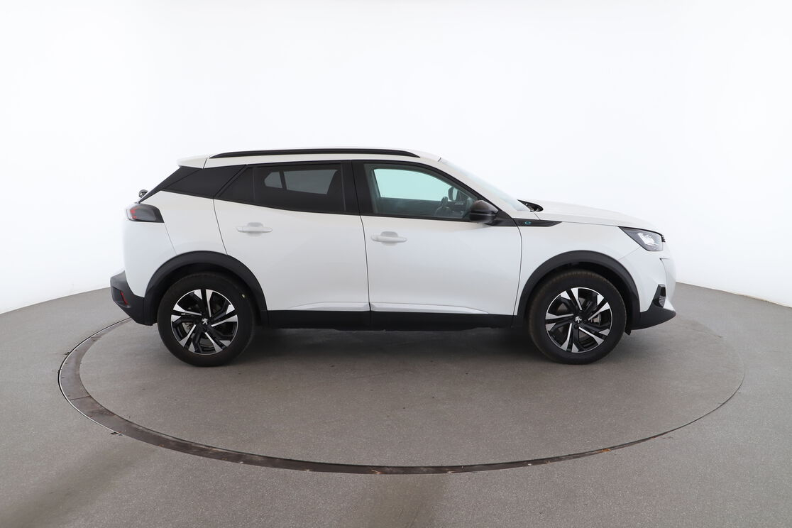 Peugeot 2008 Electrique Allure 50 kWh — photo 6