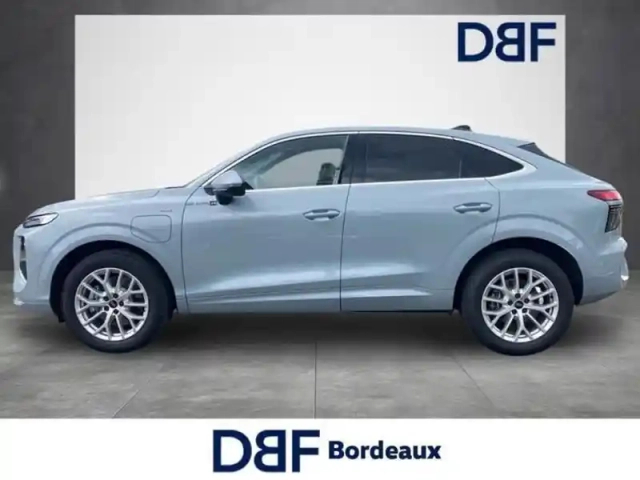 Audi Q3 sb e hybrid 272 ch s tronic 6 — photo 3