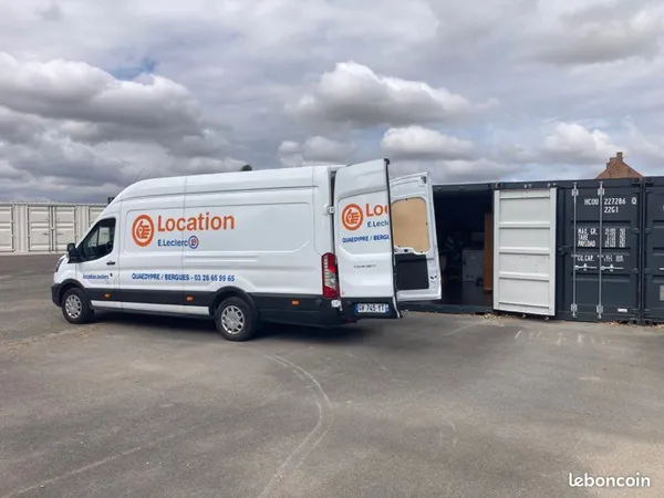 Garde-meuble / box / garage / local de stockage / dépôt / local professionnel / entrepôt