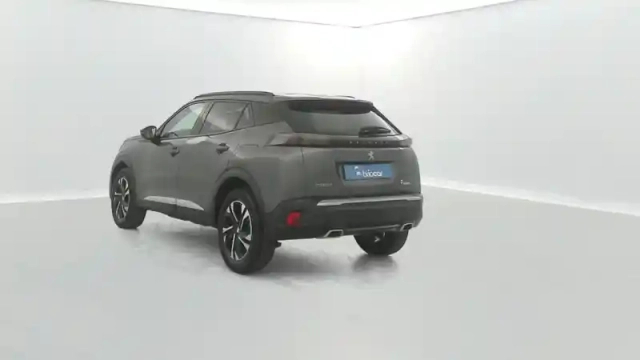 Peugeot 2008 1.2 puretech 130ch allure pack eat8 + sièges chauffants — photo 25