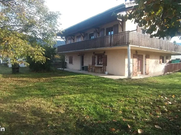 Scionzier Maison F3 avec 700m2 de terrains