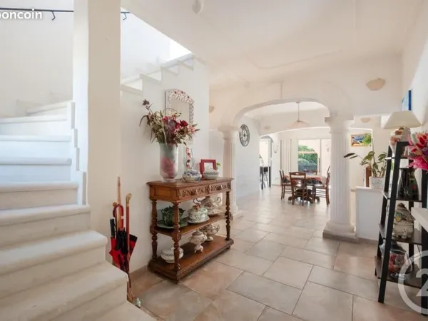 Villa 5 pièces 137 m²