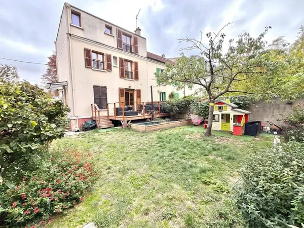 Maison 7 pièces 160 m²