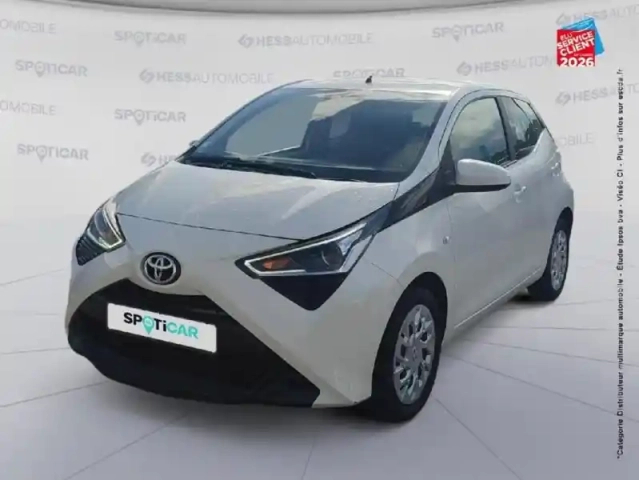 Toyota Aygo 1.0 vvt-i 72ch x-play x-app 5p mc18 — photo 1