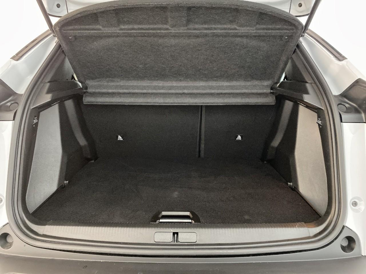 Peugeot 2008 hybrid 145 ch e-dcs6 allure — photo 6