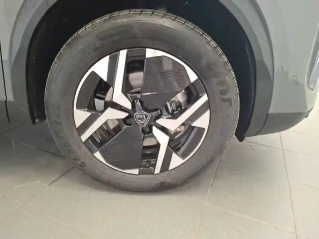 Peugeot 2008 electrique 54 kwh 156 ch — photo 13