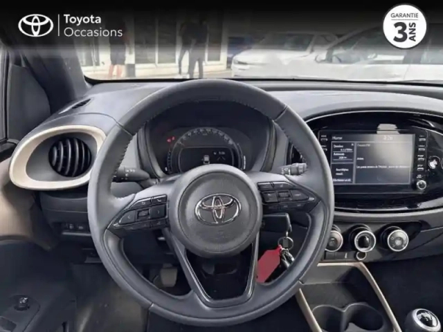 Toyota Aygo X 1.0 vvt-i 72ch design my23 — photo 9