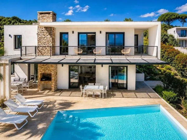 Maison 5 pièces 147 m²