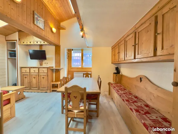 T2 duplex meublé