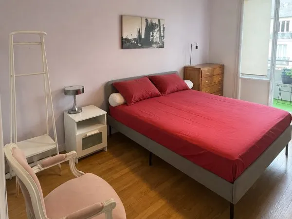 Loue chambre en colocation dans appartement