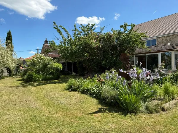 Vends maison avec grand terrain - 190m²