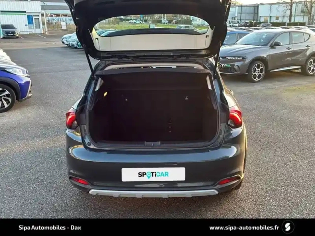 Fiat Tipo cross 5 portes 1.5 firefly turbo 130 ch s&amp;s dct7 hybrid — photo 43