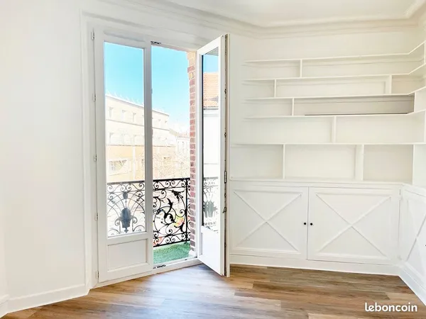 Appartement 50 m², 2 chambres avec vue, balcon, refait à neuf, centre historique
