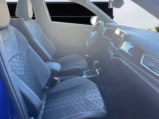 Volkswagen T-Roc 1.5 tsi evo 150 start/stop dsg7 — photo 46
