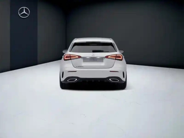 Mercedes Classe A 250 e amg line — photo 4