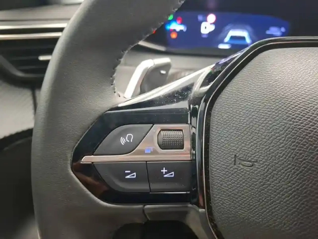 Peugeot 208 hybrid 110 ch e-dcs6 — photo 16