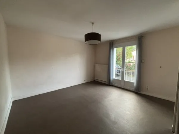 Studio 1 pièce 25 m²