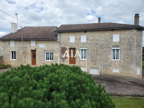 Maison de village à 10mn de Ruffec