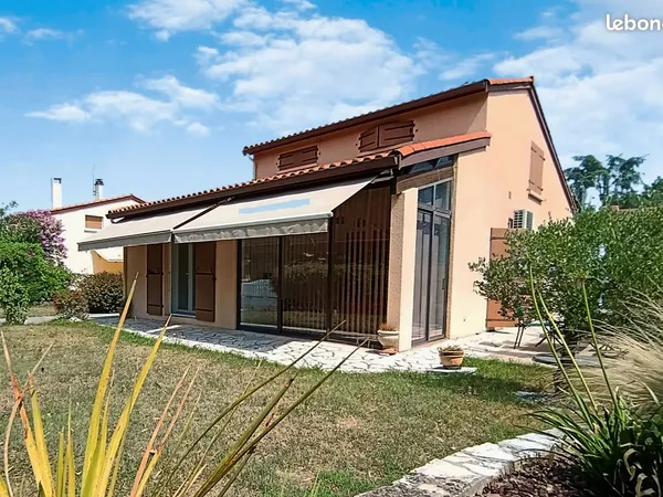 Maison 5 pièces 137 m2 - Castelginest 31780 -
