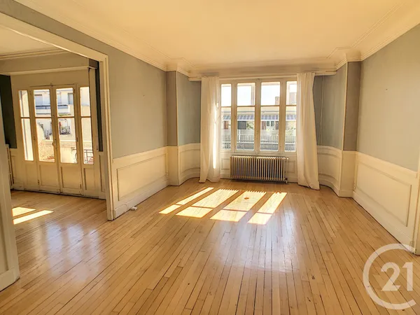 Appartement 7 pièces 177 m²