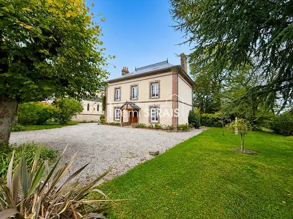 Proche Sées - Maison de caractère avec vie de plain pied !