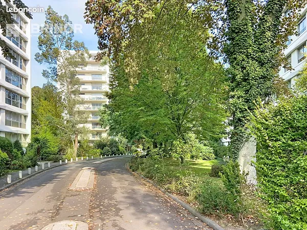 Studio 1 pièce 25 m²