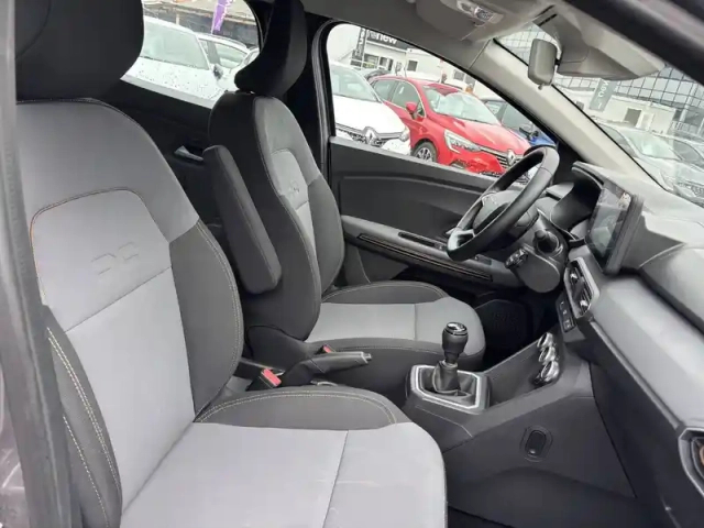 Dacia Sandero tce 90 gsr2 — photo 17
