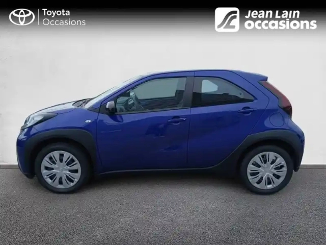 Toyota Aygo X 1.0 vvt-i 72 — photo 8