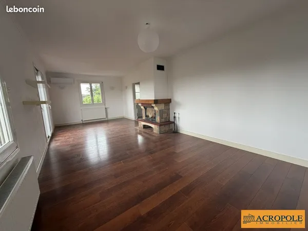 Maison 7 pièces 136 m²