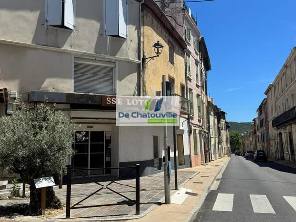 CUGES-LES-PINS CENTRE 103 M2 COMMERCE + LOGEMENT