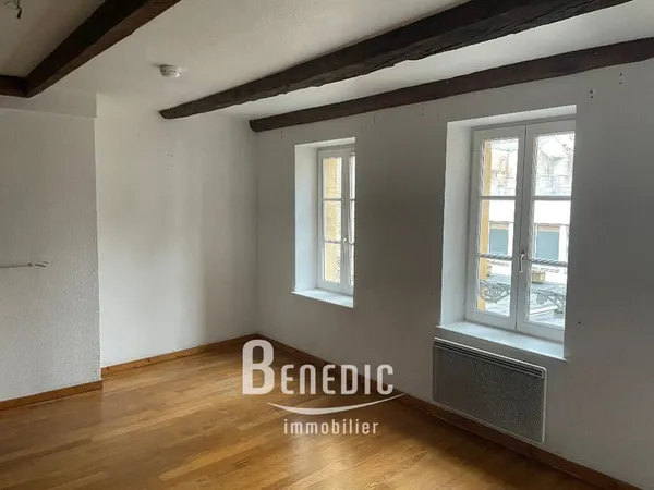 *Appartement F2 à louer METZ Centre