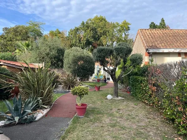 Maison 155 m² avec jardin et piscine centre-ville de LIBOURNE (33)