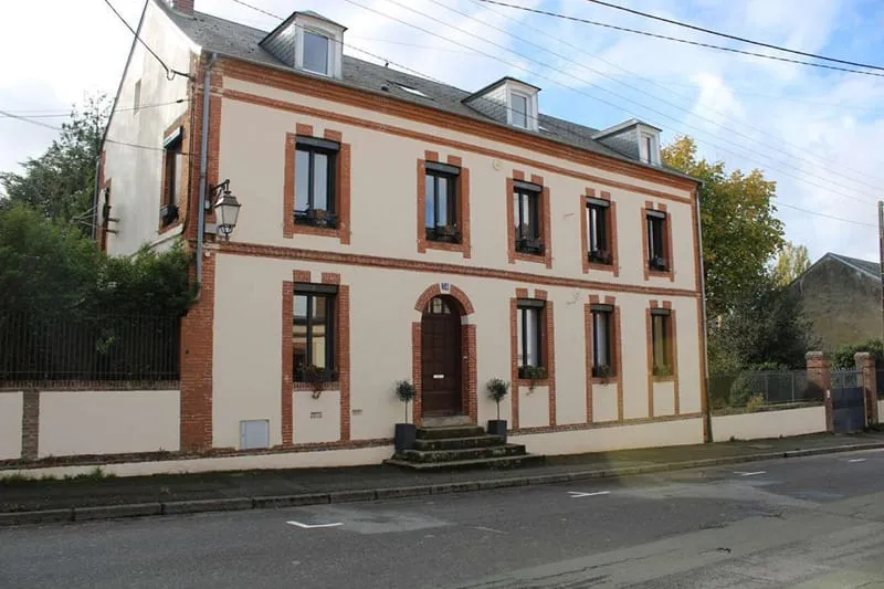 Photo 1